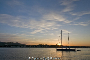 Sunrise from the divingboat by Cipriano (ripli) Gonzalez 